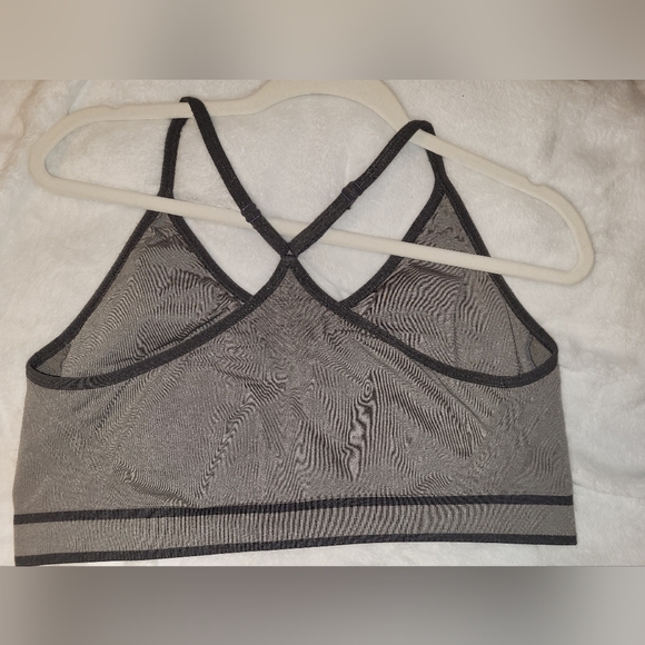Sports bra - Picture 7 of 7